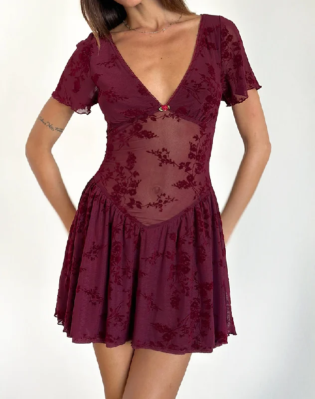Mini dresses with abstract prints for an artistic look Geni Mini Dress in Botanical Flower Maroon Mini dresses with abstract prints for an artistic look Geni Mini Dress in Botanical Flower Maroon