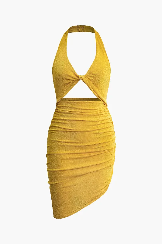 Midi dresses with satin - finish fabrics for a luxurious feel Twist Halter Cut Out Backless V-neck Midi Dress Midi dresses with satin - finish fabrics for a luxurious feel Twist Halter Cut Out Backless V-neck Midi Dress