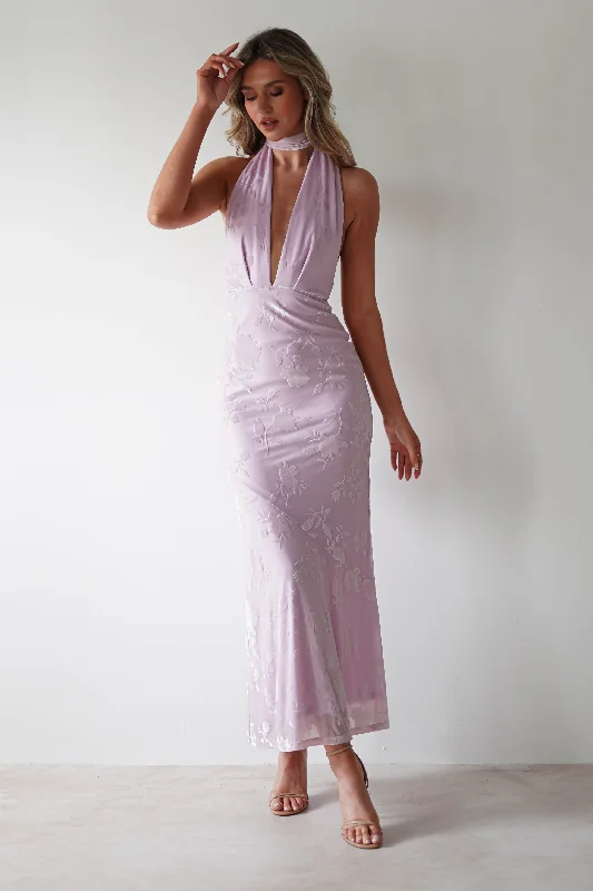Midi dresses with geometric cutouts for a contemporary and edgy look Tara Floral Jacquard Maxi Dress | Light Lilac Midi dresses with geometric cutouts for a contemporary and edgy look Tara Floral Jacquard Maxi Dress | Light Lilac