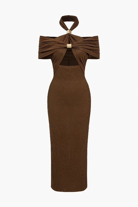 Midi dresses with asymmetric hems for a fashion - forward and dynamic appearance Textured Ruched Slit Midi Dress Midi dresses with asymmetric hems for a fashion - forward and dynamic appearance Textured Ruched Slit Midi Dress
