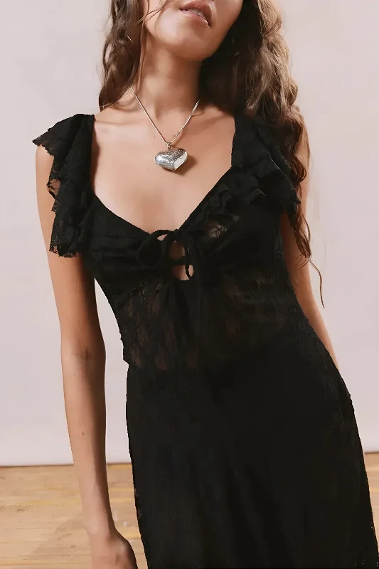 Midi dresses with keyhole backs for a flirty and unexpected detail Lace Asymmetrical Tie-Up Midi Dress Midi dresses with keyhole backs for a flirty and unexpected detail Lace Asymmetrical Tie-Up Midi Dress