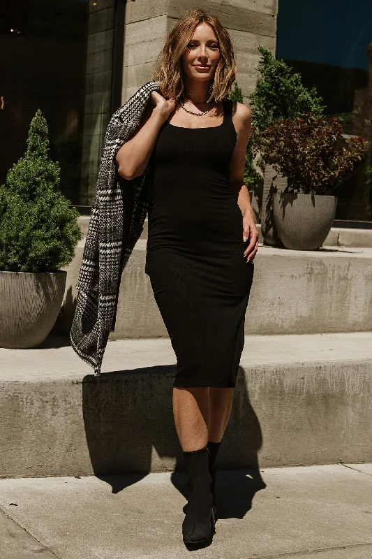 Midi dresses with cotton - blend materials for everyday comfort Moore Ribbed Tank Midi Dress | Black Midi dresses with cotton - blend materials for everyday comfort Moore Ribbed Tank Midi Dress | Black