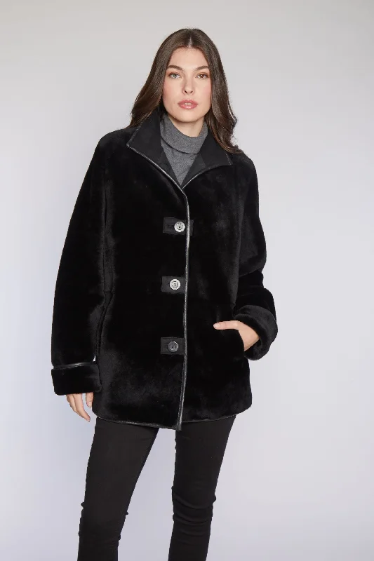 Long women's mac coats in a lightweight fabric for spring showers#944 Reversible Merino Shearling Jacket Long women's mac coats in a lightweight fabric for spring showers#944 Reversible Merino Shearling Jacket