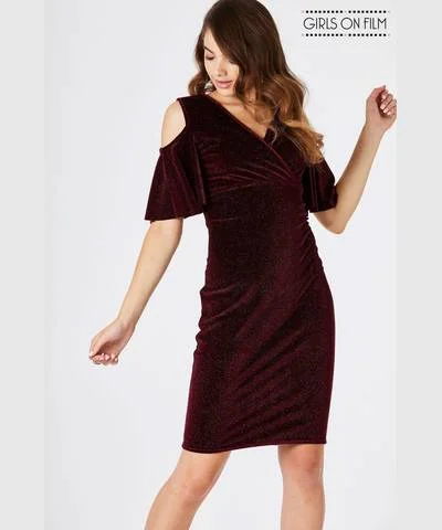 Long - Sleeve Women Dress in Velvet for a Luxurious Winter LookBurgundy Velvet Cold Shoulder Bodycon Dress Long - Sleeve Women Dress in Velvet for a Luxurious Winter LookBurgundy Velvet Cold Shoulder Bodycon Dress