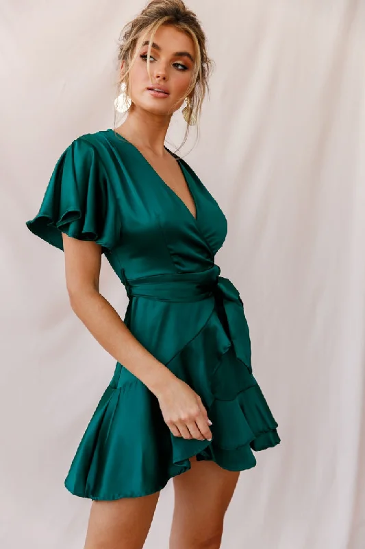 Long - Sleeve Women Dress in Velvet for a Luxurious Winter LookCami Angel Sleeve Faux Wrap Dress Jade Long - Sleeve Women Dress in Velvet for a Luxurious Winter LookCami Angel Sleeve Faux Wrap Dress Jade