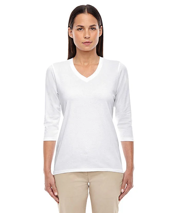 Women's quarter - zip sweatshirt made of organic cotton for eco - conscious fashionDP184W - Devon & Jones Ladies Perfect Fit™ Bracelet-Length V-Neck Top | White Women's quarter - zip sweatshirt made of organic cotton for eco - conscious fashionDP184W - Devon & Jones Ladies Perfect Fit™ Bracelet-Length V-Neck Top | White