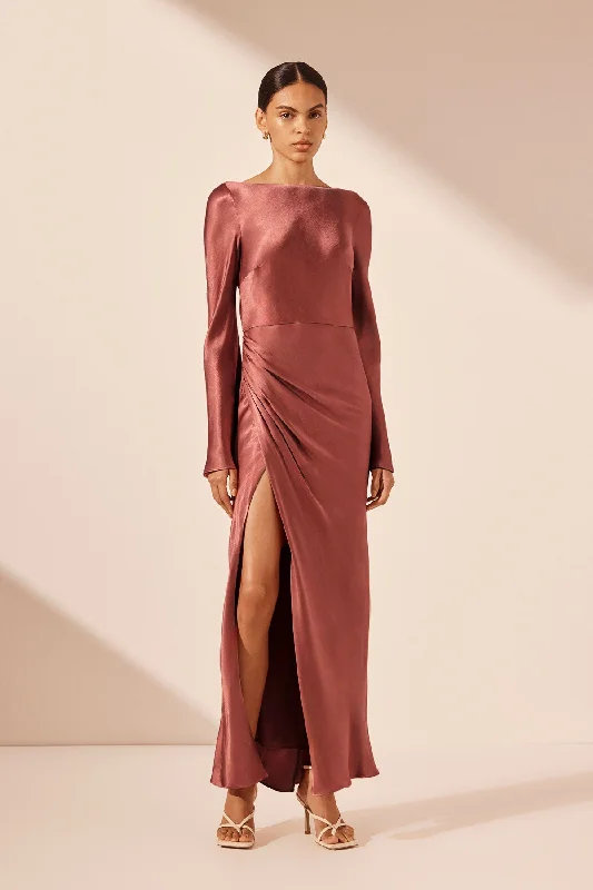 Mermaid - Style Women Dress with a Fitted Silhouette for Special OccasionsLA LUNE FLARED SLEEVE SIDE SPLIT MIDI DRESS - TERRACOTTA Mermaid - Style Women Dress with a Fitted Silhouette for Special OccasionsLA LUNE FLARED SLEEVE SIDE SPLIT MIDI DRESS - TERRACOTTA
