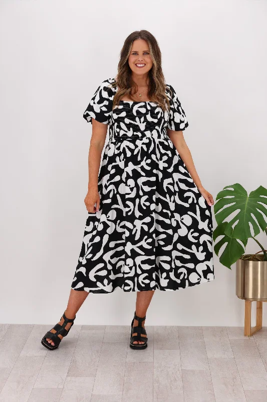 Strapless Women Dress with a Built - in Bra for Comfort and SupportMiracle Filagree Shirred Dress Black Strapless Women Dress with a Built - in Bra for Comfort and SupportMiracle Filagree Shirred Dress Black