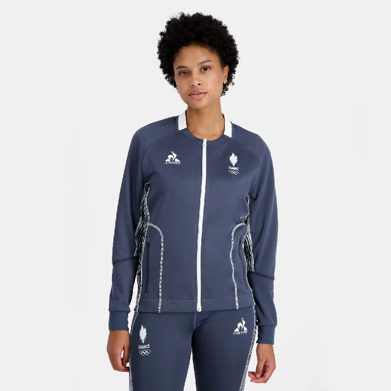 Women's graphic - printed sweatshirt featuring floral patterns for a feminine touch2410142-O TRAINING FZ Sweat N°2 W insignia blue | Veste training polyester Équipe de France Femme Women's graphic - printed sweatshirt featuring floral patterns for a feminine touch2410142-O TRAINING FZ Sweat N°2 W insignia blue | Veste training polyester Équipe de France Femme