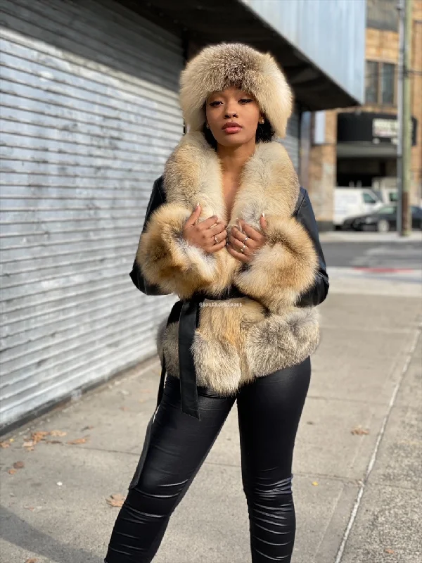 Women's cropped leather jackets with a fringe detail for a western - inspired outfitWomen's Tina Leather Jacket With Full Fox Trimming [With Headband]