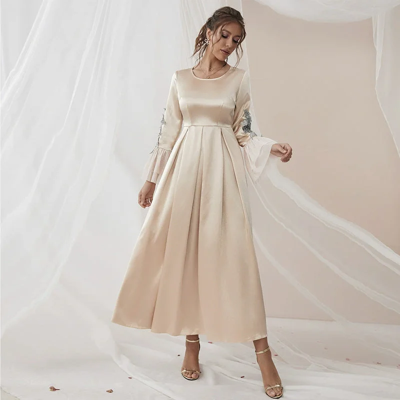 Off - the - Shoulder Women Dress for a Romantic and Feminine Look Off - the - Shoulder Women Dress for a Romantic and Feminine Look NiDELL ZG-21771 European and American Women's Clothing Fashion . Spring and Summer New Ruffled Applique Dress in Stock Off - the - Shoulder Women Dress for a Romantic and Feminine Look Off - the - Shoulder Women Dress for a Romantic and Feminine Look NiDELL ZG-21771 European and American Women's Clothing Fashion . Spring and Summer New Ruffled Applique Dress in Stock