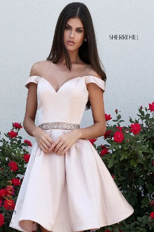 Halter Neck Women Dress to Show Off the Shoulders and Neckline Halter Neck Women Dress to Show Off the Shoulders and Neckline Sherri Hill 50815 Halter Neck Women Dress to Show Off the Shoulders and Neckline Halter Neck Women Dress to Show Off the Shoulders and Neckline Sherri Hill 50815