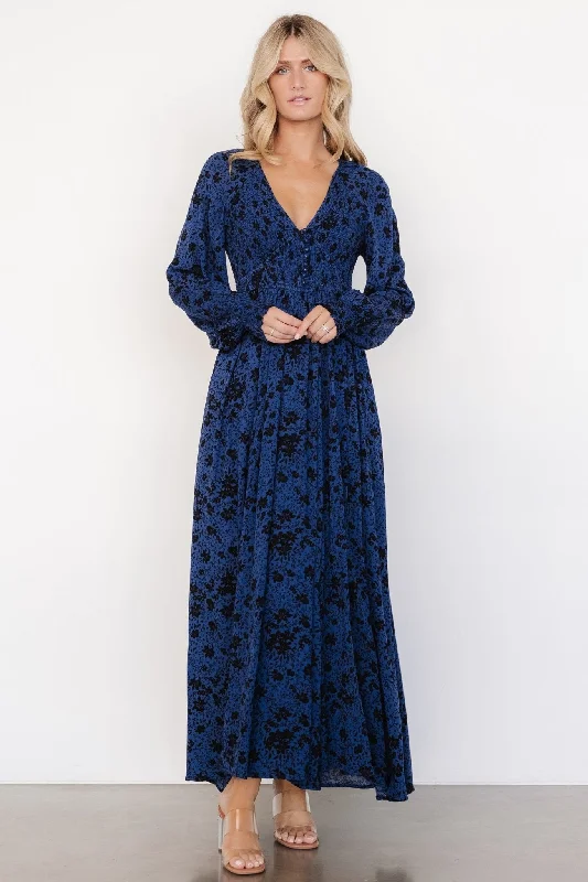 Maxi dresses with a paisley print for a classic and elegant styleAnya Maxi Dress | Vintage Navy Floral Maxi dresses with a paisley print for a classic and elegant styleAnya Maxi Dress | Vintage Navy Floral
