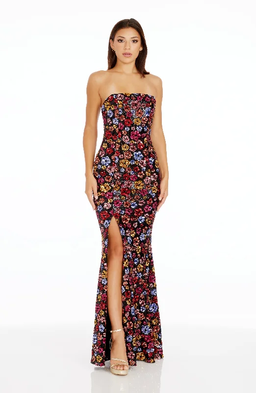 Maxi dresses with a V - neckline for a flattering and elongating shapeJanelle Dress