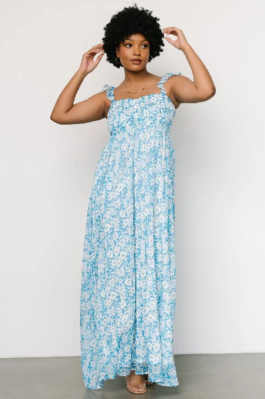 Maxi dresses with pocket details for added functionalityEvanthe Maxi Dress | Blue + White Floral Maxi dresses with pocket details for added functionalityEvanthe Maxi Dress | Blue + White Floral