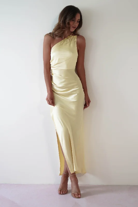 Maxi dresses with balloon sleeves for a vintage - inspired styleThessy Soft Satin Maxi Dress | Yellow Maxi dresses with balloon sleeves for a vintage - inspired styleThessy Soft Satin Maxi Dress | Yellow