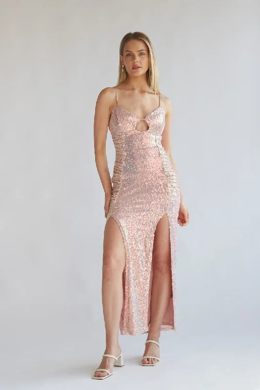 Midi dresses with halter necks for a stylish and comfortable optionAdelaide Sequin Keyhole Midi Dress Midi dresses with halter necks for a stylish and comfortable optionAdelaide Sequin Keyhole Midi Dress