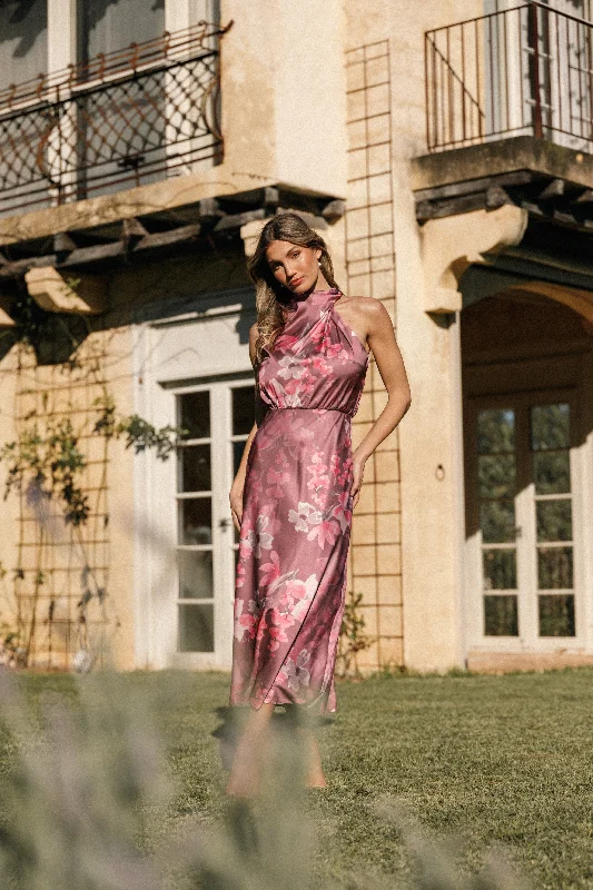 Midi dresses with satin - finish fabrics for a luxurious feelAnabelle Halter Neck Midi Dress - Dark Rose Floral Midi dresses with satin - finish fabrics for a luxurious feelAnabelle Halter Neck Midi Dress - Dark Rose Floral