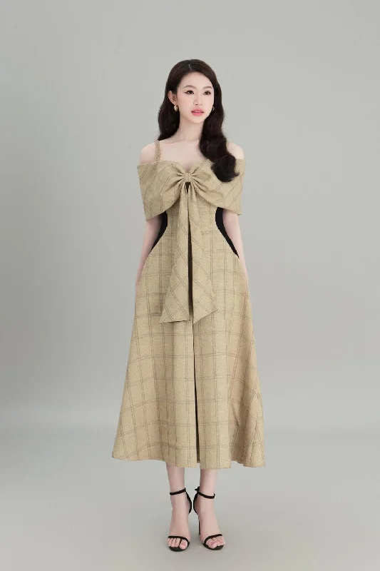 Midi dresses with button - front designs for a classic touchEllie A-line Bow Felt Midi Dress Midi dresses with button - front designs for a classic touchEllie A-line Bow Felt Midi Dress