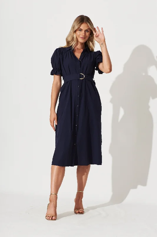Midi dresses with ruffled sleeves for a more feminine and voluminous lookSicilly Midi Shirt Dress In Navy Cotton Midi dresses with ruffled sleeves for a more feminine and voluminous lookSicilly Midi Shirt Dress In Navy Cotton