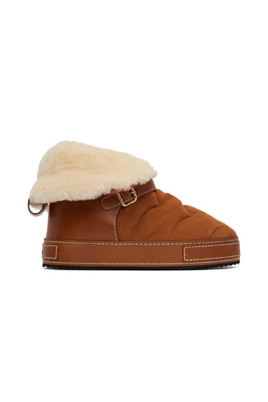 Skinny women jeans with a form - fitting designChloé Maxie Shearling Bootie - Luminous Ochre Skinny women jeans with a form - fitting designChloé Maxie Shearling Bootie - Luminous Ochre