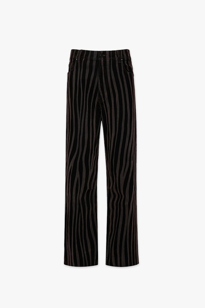 Straight - leg women jeans with a classic and timeless appealCROPPED STOVE PIPE JEANS Straight - leg women jeans with a classic and timeless appealCROPPED STOVE PIPE JEANS