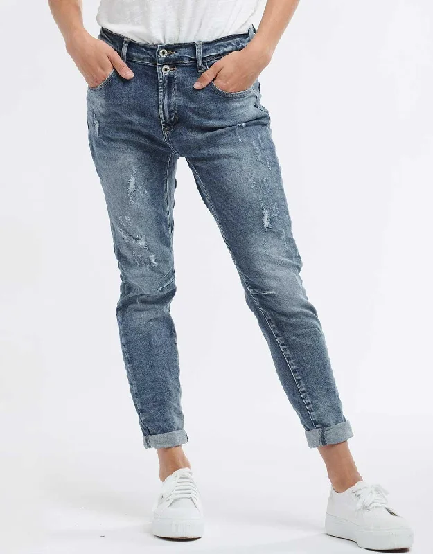 Dark - wash women jeans for a sophisticated and slimming effectEmma Stretch Jean - Denim Dark - wash women jeans for a sophisticated and slimming effectEmma Stretch Jean - Denim