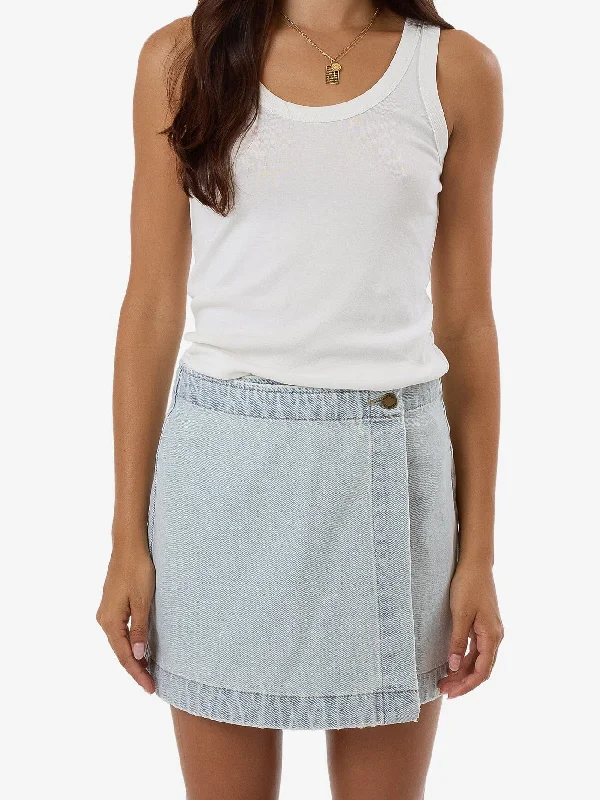 Ripped women jeans for a rebellious and fashion - forward styleMarley Wrap Skirt - Dirty Fade Ripped women jeans for a rebellious and fashion - forward styleMarley Wrap Skirt - Dirty Fade