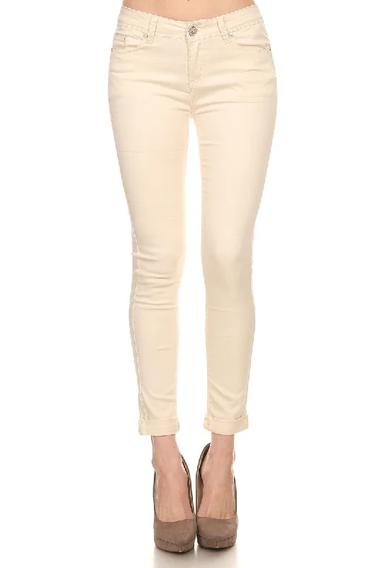 Button - fly women jeans with a traditional touchClassic Push Up Skinny Jeans