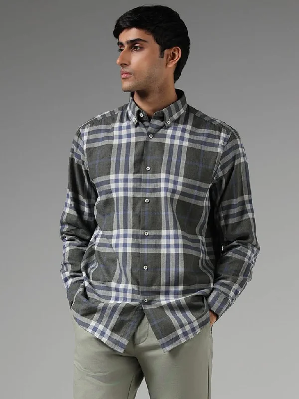 Women's pants with adjustable cuffs Dark - wash women jeans for a sophisticated and slimming effect Ascot Olive Checked Cotton Blend Relaxed-Fit Shirt Women's pants with adjustable cuffs Dark - wash women jeans for a sophisticated and slimming effect Ascot Olive Checked Cotton Blend Relaxed-Fit Shirt