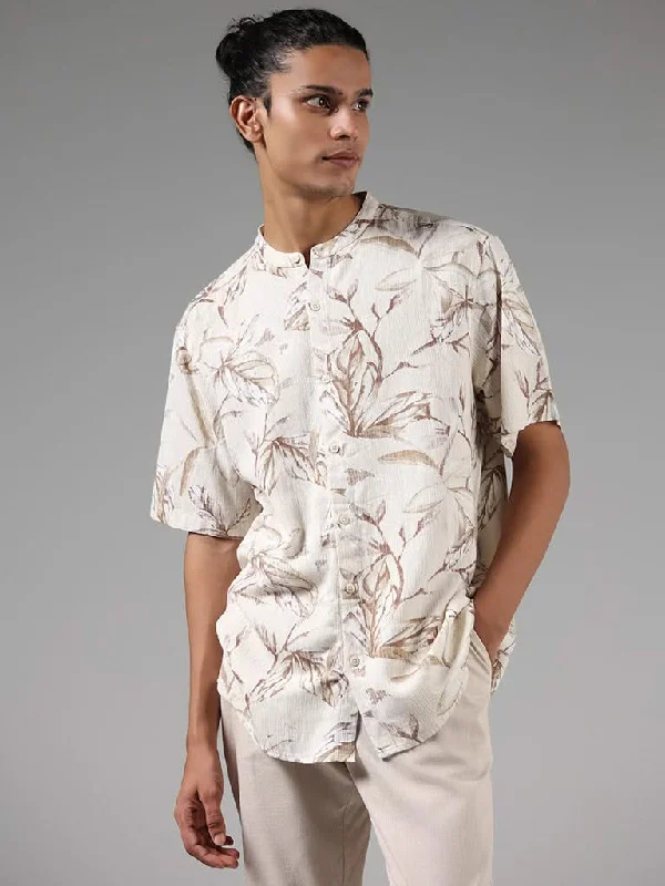 Women's long - length casual pants Straight - leg women jeans with a classic and timeless appeal ETA Beige Floral Printed Cotton Resort-Fit Shirt Women's long - length casual pants Straight - leg women jeans with a classic and timeless appeal ETA Beige Floral Printed Cotton Resort-Fit Shirt