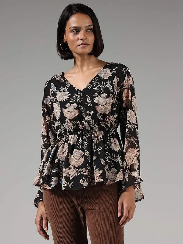 Women's leather moto pants Wide - leg women jeans for a modern and relaxed vibe LOV Black Floral Printed Gathered Top Women's leather moto pants Wide - leg women jeans for a modern and relaxed vibe LOV Black Floral Printed Gathered Top