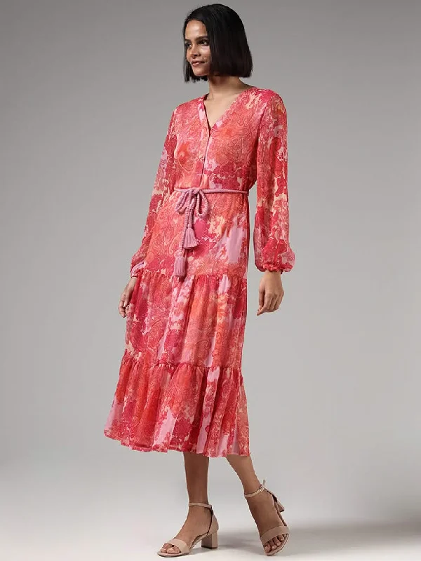 Women's straight - leg lounge pants Mom jeans for a nostalgic and casual look LOV Pink Paisley Printed Tiered Dress With Belt Women's straight - leg lounge pants Mom jeans for a nostalgic and casual look LOV Pink Paisley Printed Tiered Dress With Belt