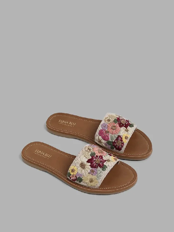 Women's spring - fresh floral pants Skinny women jeans with a form - fitting design LUNA BLU Multicolour Pastel Floral Embroidered Slides Women's spring - fresh floral pants Skinny women jeans with a form - fitting design LUNA BLU Multicolour Pastel Floral Embroidered Slides
