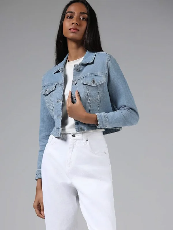 Women's embroidered ethnic pants Ripped women jeans for a rebellious and fashion - forward style Nuon Light Blue Denim Cropped Jacket Women's embroidered ethnic pants Ripped women jeans for a rebellious and fashion - forward style Nuon Light Blue Denim Cropped Jacket