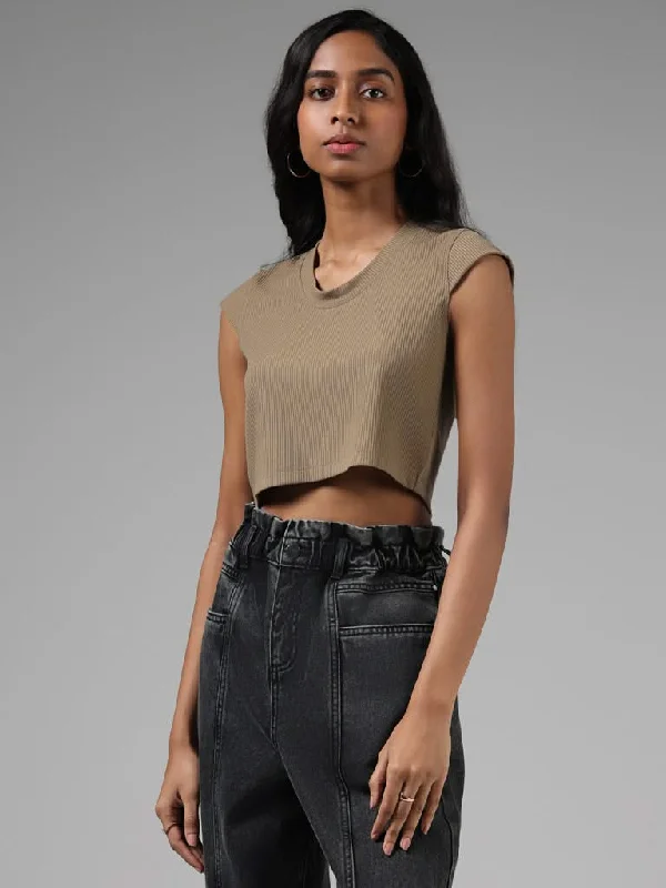 Women's pants for beach parties Straight - leg women jeans with a classic and timeless appeal Nuon Self-Striped Dark Beige Crop Top Women's pants for beach parties Straight - leg women jeans with a classic and timeless appeal Nuon Self-Striped Dark Beige Crop Top