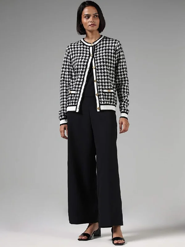 Women's palazzo beach pants Colored women jeans in vibrant hues like red and yellow Wardrobe Black Houndstooth Printed Cardigan Women's palazzo beach pants Colored women jeans in vibrant hues like red and yellow Wardrobe Black Houndstooth Printed Cardigan