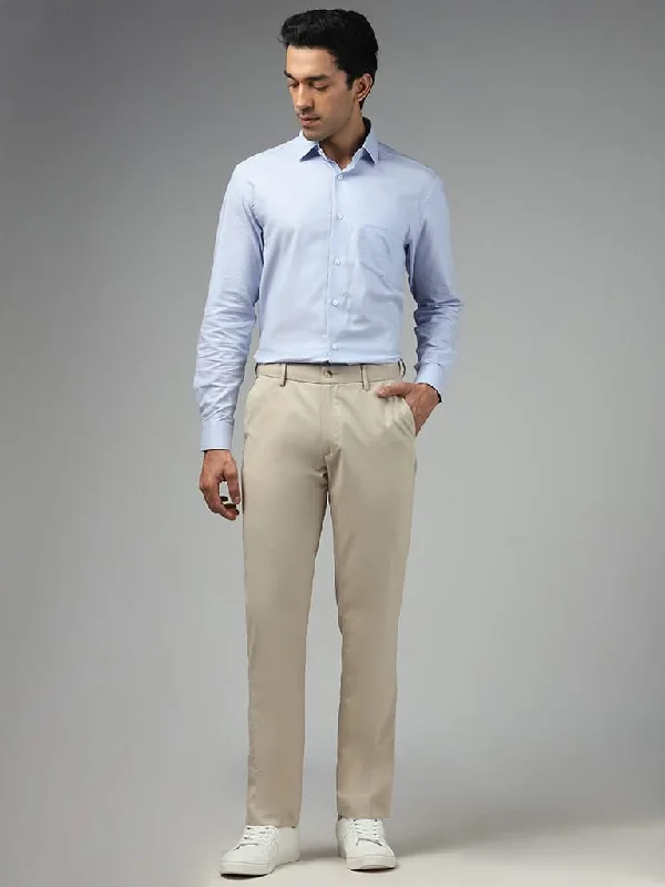 Women's zipper - detail fashion pants Jeggings women jeans combining the comfort of leggings and style of jeans WES Formals Solid Light Beige Relaxed-Fit Mid-Rise Trousers Women's zipper - detail fashion pants Jeggings women jeans combining the comfort of leggings and style of jeans WES Formals Solid Light Beige Relaxed-Fit Mid-Rise Trousers