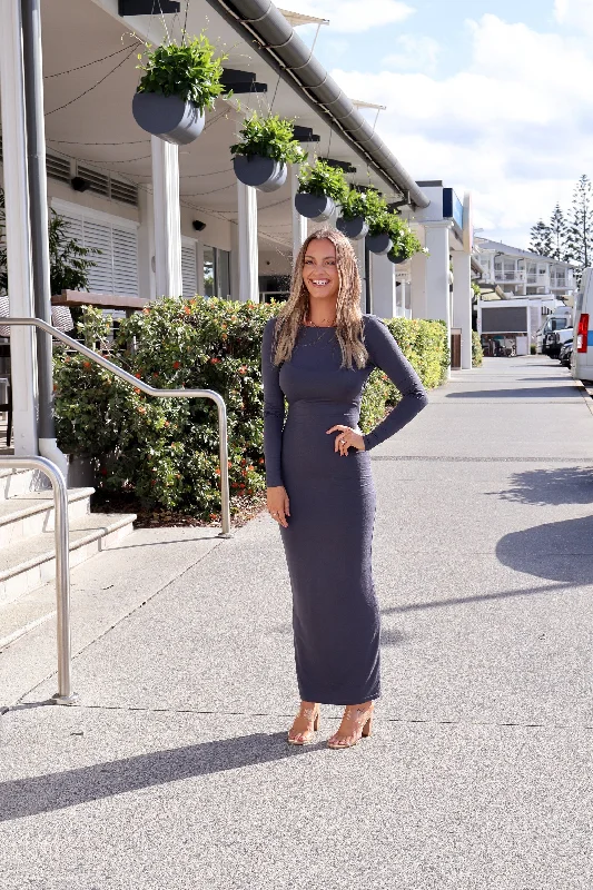 Linen maxi dresses for a breathable and lightweight summer optionKylie Maxi