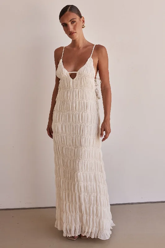 Maxi dresses with a ruched bodice for a more form - fitting and feminine shapeMika Maxi Dress (Cream) Maxi dresses with a ruched bodice for a more form - fitting and feminine shapeMika Maxi Dress (Cream)