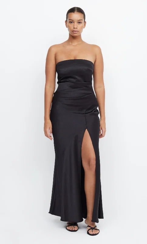 Maxi dresses with a belted empire waist for a more defined and flattering silhouetteTHE DREAMER STRAPLESS DRESS - BLACK Maxi dresses with a belted empire waist for a more defined and flattering silhouetteTHE DREAMER STRAPLESS DRESS - BLACK