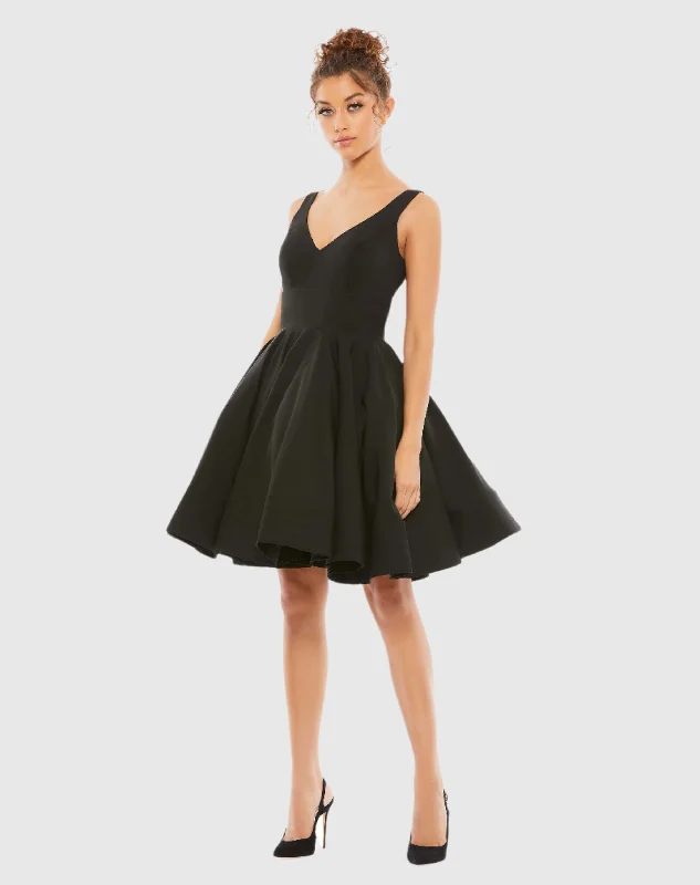 Mini dresses with keyhole necklinesBlack V Neck Fit & Flare Mini Dress