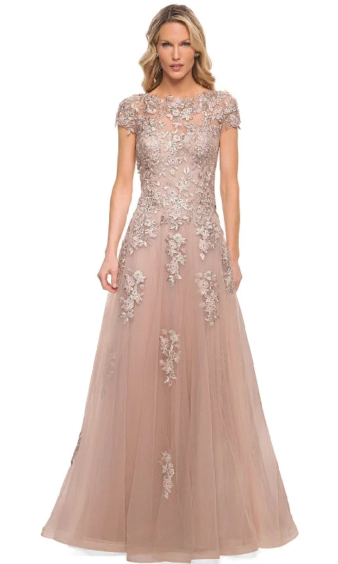 Wedding guest dresses with puff sleeves and knee - length hemsLa Femme 29829 - Embellished Bateau Neck A-Line Mother of the Groom Dress Wedding guest dresses with puff sleeves and knee - length hemsLa Femme 29829 - Embellished Bateau Neck A-Line Mother of the Groom Dress