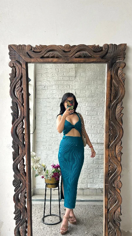Plus - size bodycon dress for a flattering fit​Sexy dress 32-34 bust/l:46