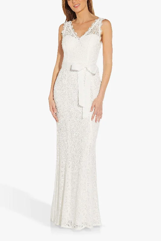 Bodycon dress with a patchwork patternAdrianna Papell 091890120 V-Neck Sleeveless Long Bridal Dress Bodycon dress with a patchwork patternAdrianna Papell 091890120 V-Neck Sleeveless Long Bridal Dress