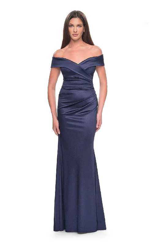 Prom dresses with metallic - colored fabrics and beaded embroidery for a glamorous promLa Femme 31621 Dress