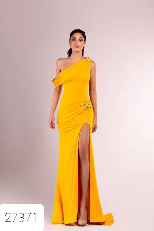 Sleeveless formal dresses with sequined straps and a - line skirts for a classic formal eventSara Badr 27371 Sleeveless formal dresses with sequined straps and a - line skirts for a classic formal eventSara Badr 27371