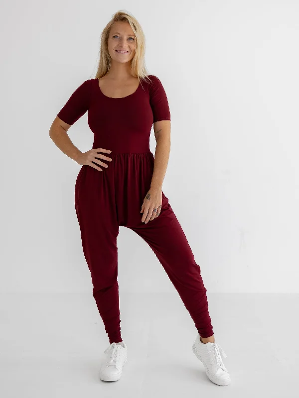 Women's Cut - Out One - Pieces in Black with Geometric Shapes for a Modern and Edgy StyleSleeved Bōdhi Jumper, Syrah Women's Cut - Out One - Pieces in Black with Geometric Shapes for a Modern and Edgy StyleSleeved Bōdhi Jumper, Syrah